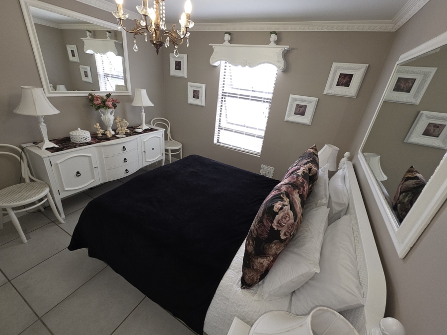 3 Bedroom Property for Sale in Struisbaai Western Cape